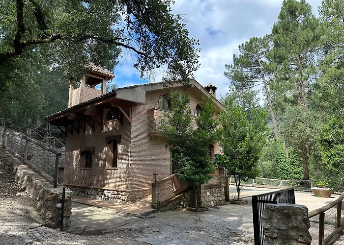 Casa Rural Ermita Santa Maria De La Sierra